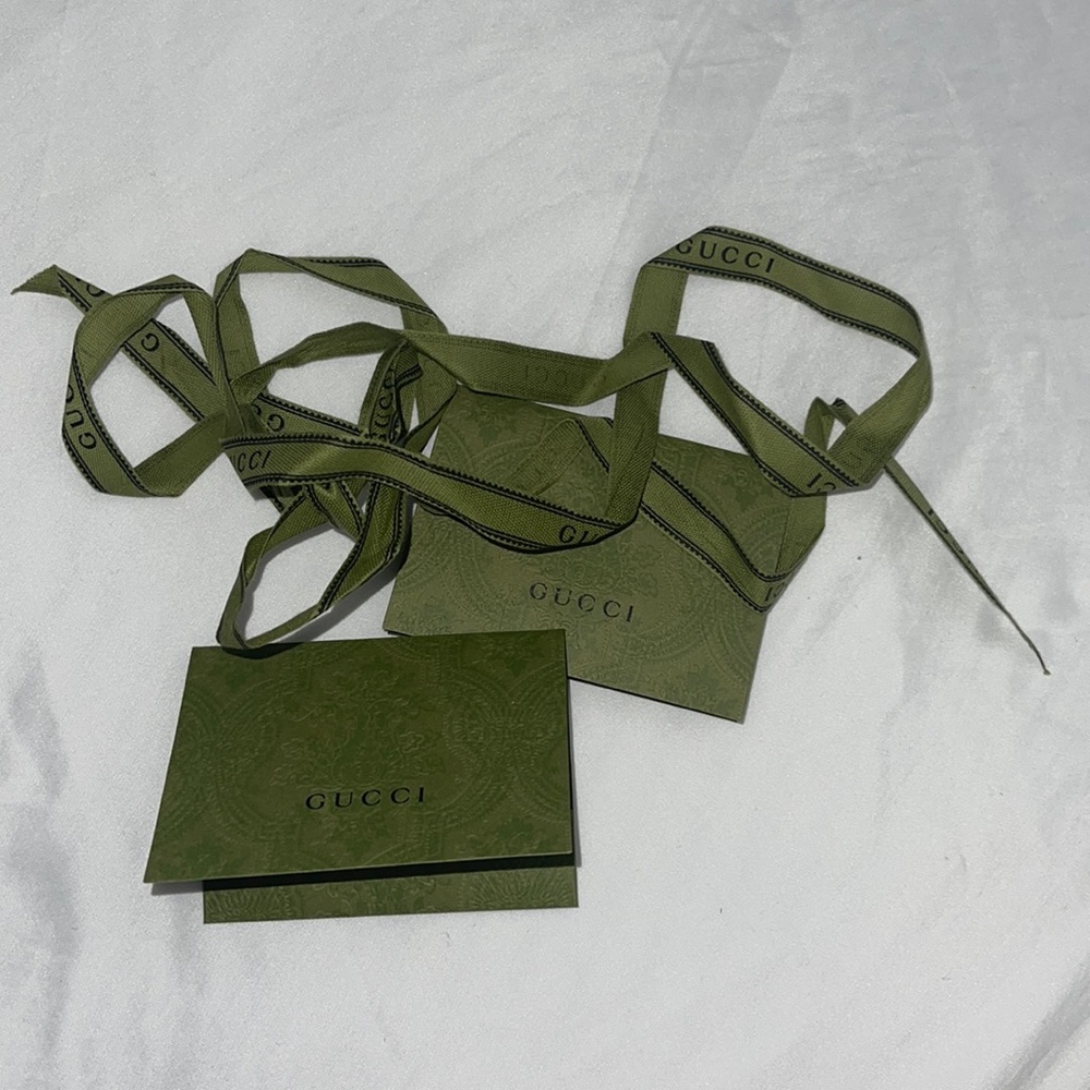 Gucci Ribbon and 2 receipt holders
